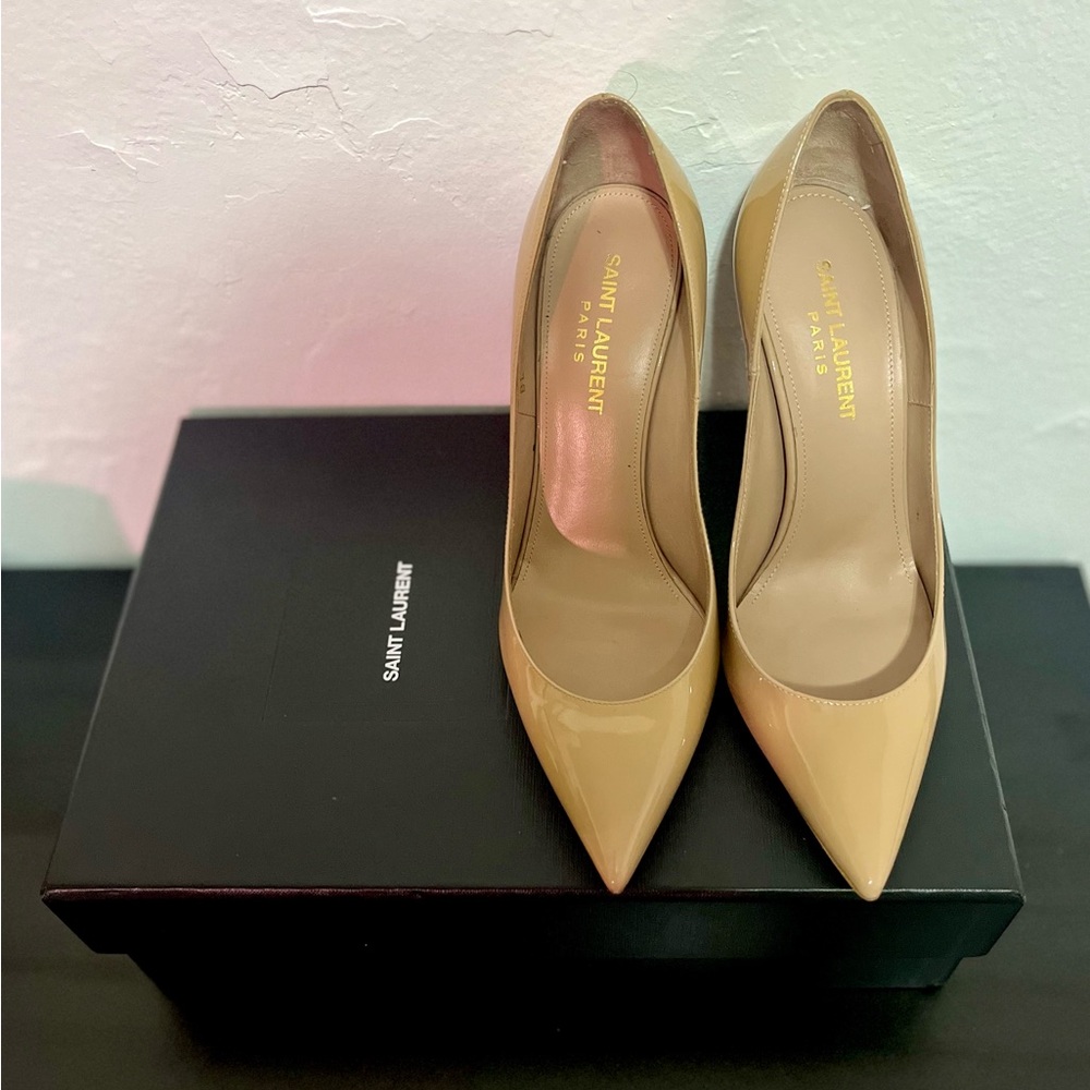 Saint Laurent Nude Patent Leather Pointed-Toe Pumps